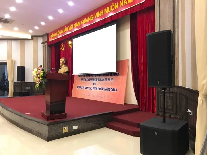 Tạp chí Cộng sản