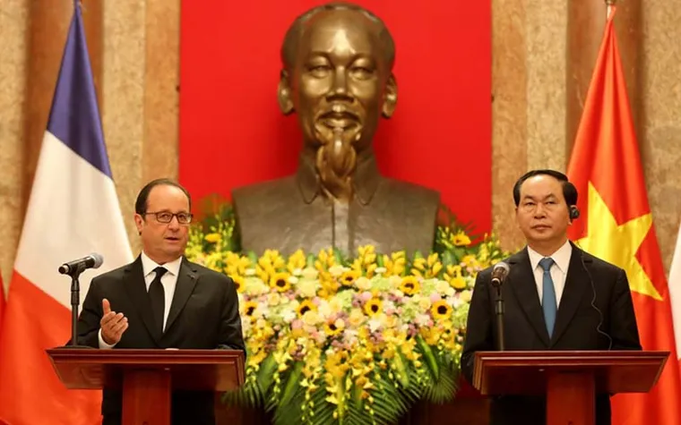 Hội đàm và họp báo quốc tế giữa Nhà nước và Tổng thống Pháp Francois Hollande