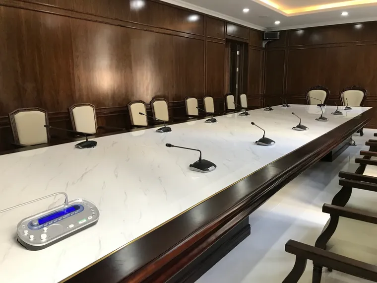 Phòng hội đàm - Viện Nghiên cứu và ứng dụng Công nghệ cao Hòa Lạc
