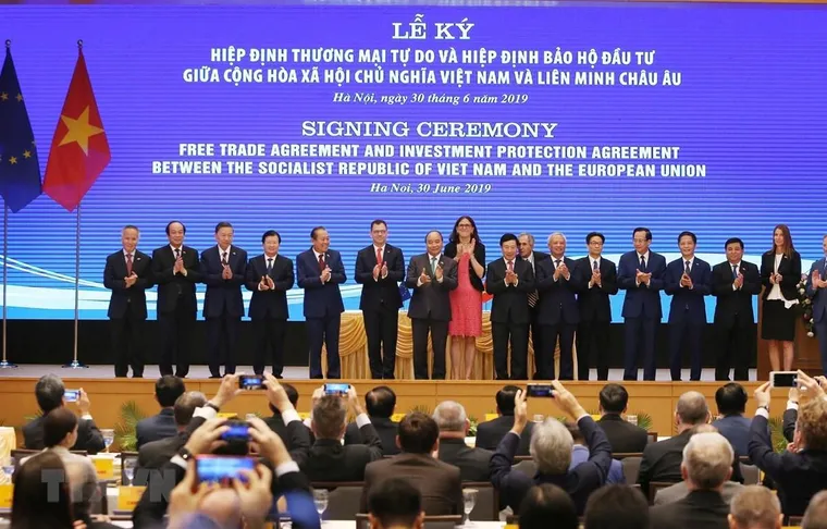 Lễ ký kết Hiệp định Thương mại tự do (EVFTA) và Hiệp định bảo hộ đầu tư (IPA) giữa Việt Nam và Liên minh Châu Âu (EU)” Sự kiện này được đánh giá là 1 trong 8 sự kiện nổi bật của Việt Nam năm 2019.