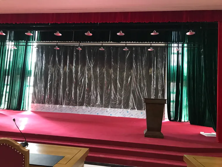 Phòng hội đàm - Viện Nghiên cứu và ứng dụng Công nghệ cao Hòa Lạc