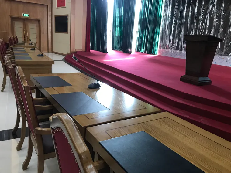 Phòng hội đàm - Viện Nghiên cứu và ứng dụng Công nghệ cao Hòa Lạc