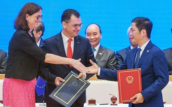 Lễ ký kết Hiệp định Thương mại tự do (EVFTA) và Hiệp định bảo hộ đầu tư (IPA) giữa Việt Nam và Liên minh Châu Âu (EU)” Sự kiện này được đánh giá là 1 trong 8 sự kiện nổi bật của Việt Nam năm 2019.