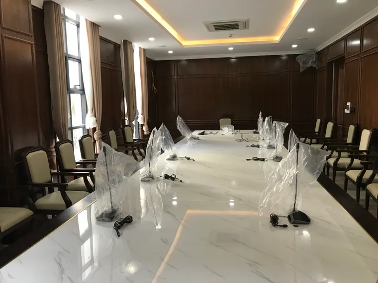 Phòng hội đàm - Viện Nghiên cứu và ứng dụng Công nghệ cao Hòa Lạc